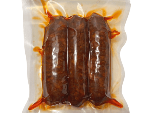 Chorizo asturiano: en esta foto aparece nuestro producto, que consiste en tres chorizos envasados al vacío.